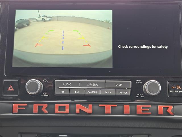 2025 Nissan Frontier Crew Cab PRO-4X photo 12