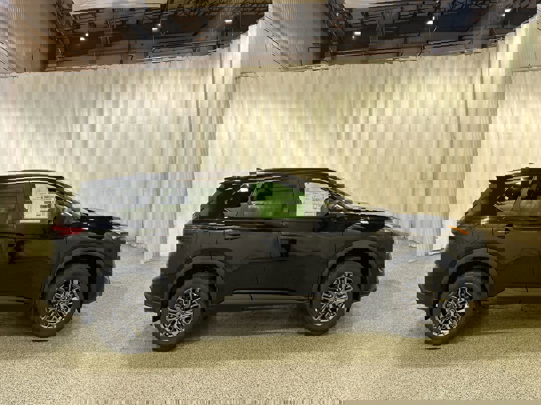 2026 Nissan Rogue S photo 2