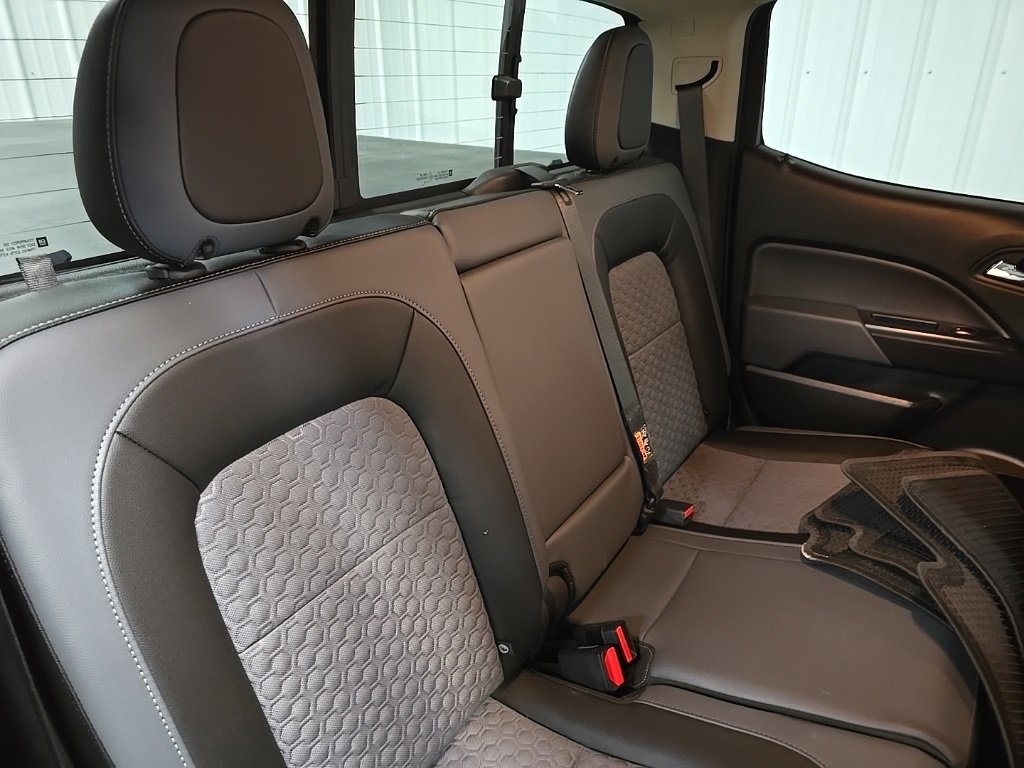 2020 Chevrolet Colorado Z71 photo 15