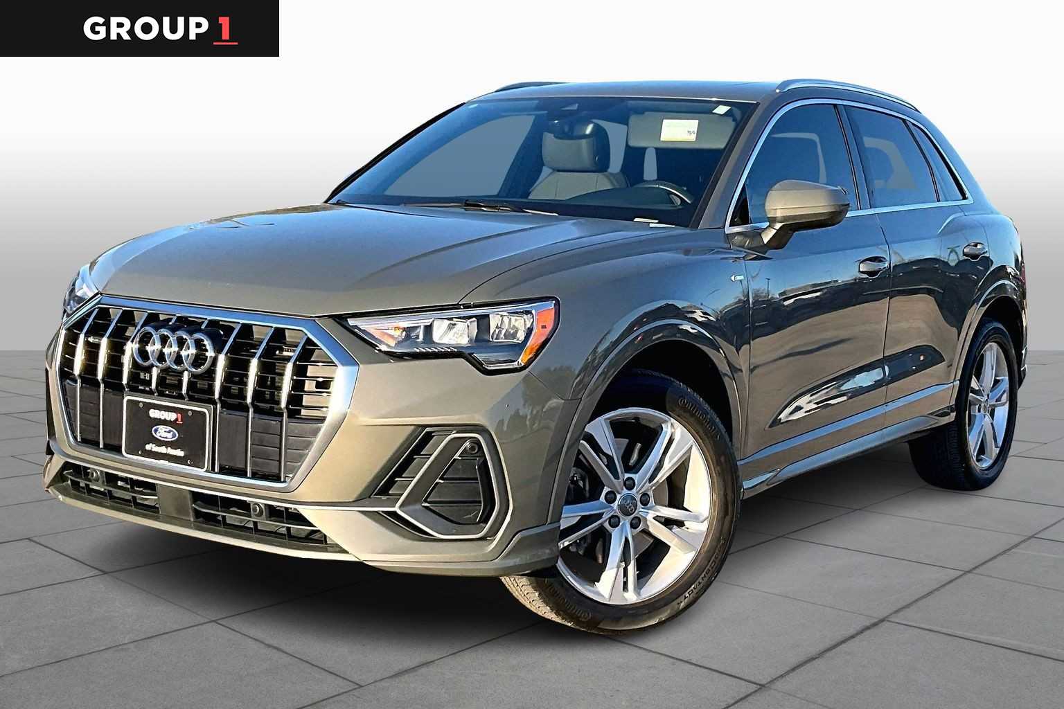 2020 Audi Q3 S Line Premium's photo