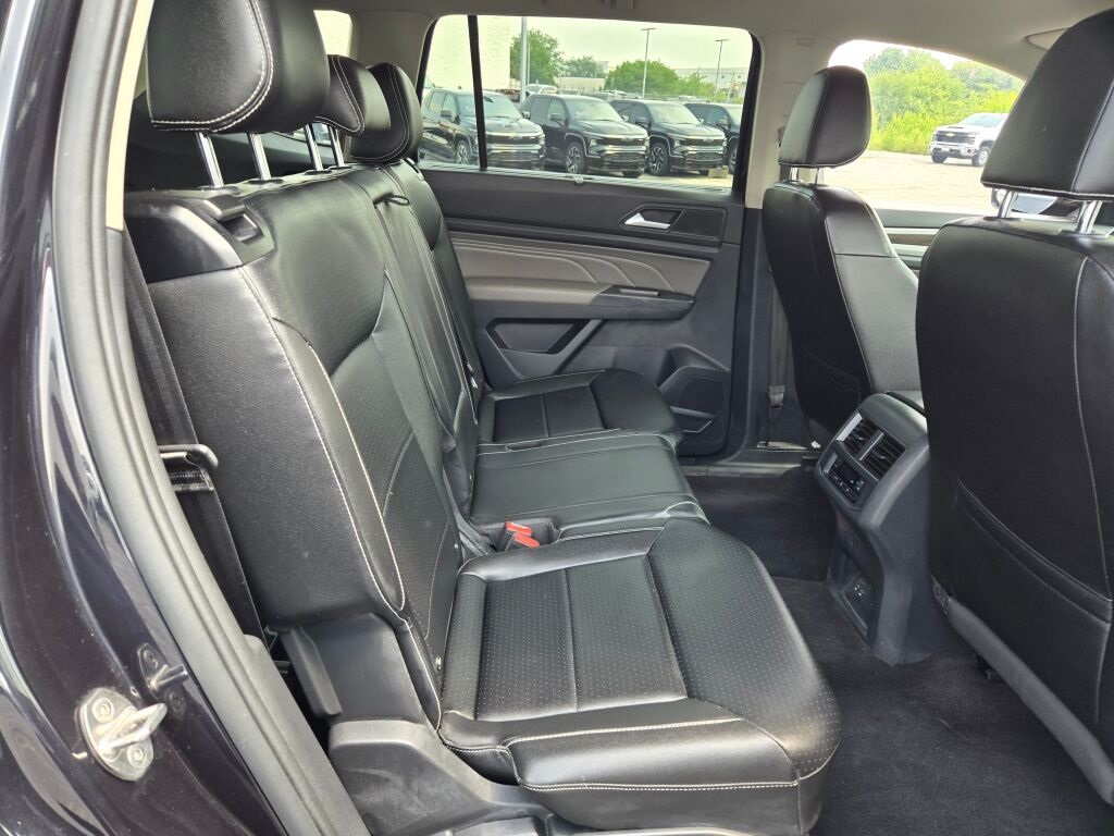 2021 Volkswagen Atlas SE Technology photo 5