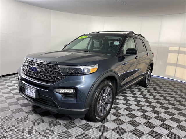 2022 Ford Explorer XLT photo 2