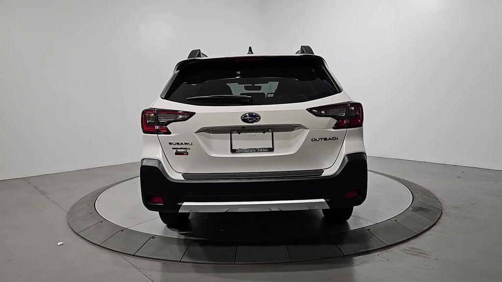 2025 Subaru Outback Limited photo 4