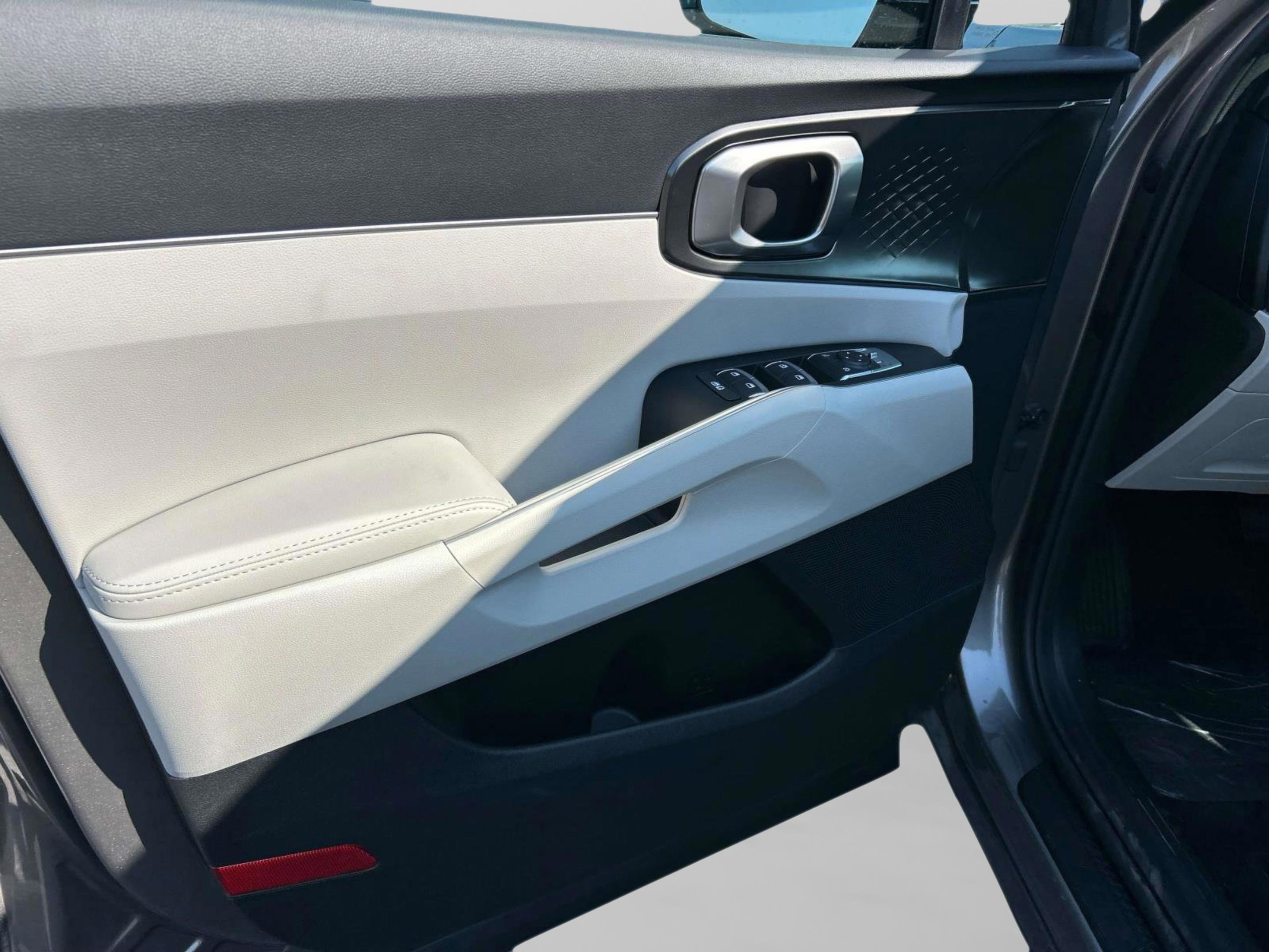 2025 Kia Sorento Hybrid EX photo 19