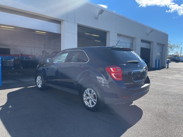 2017 Chevrolet Equinox LS photo 4