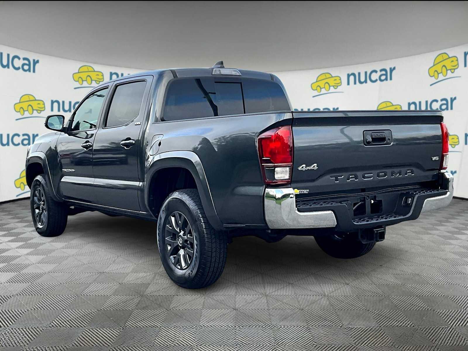 2022 Toyota Tacoma SR5 photo 4