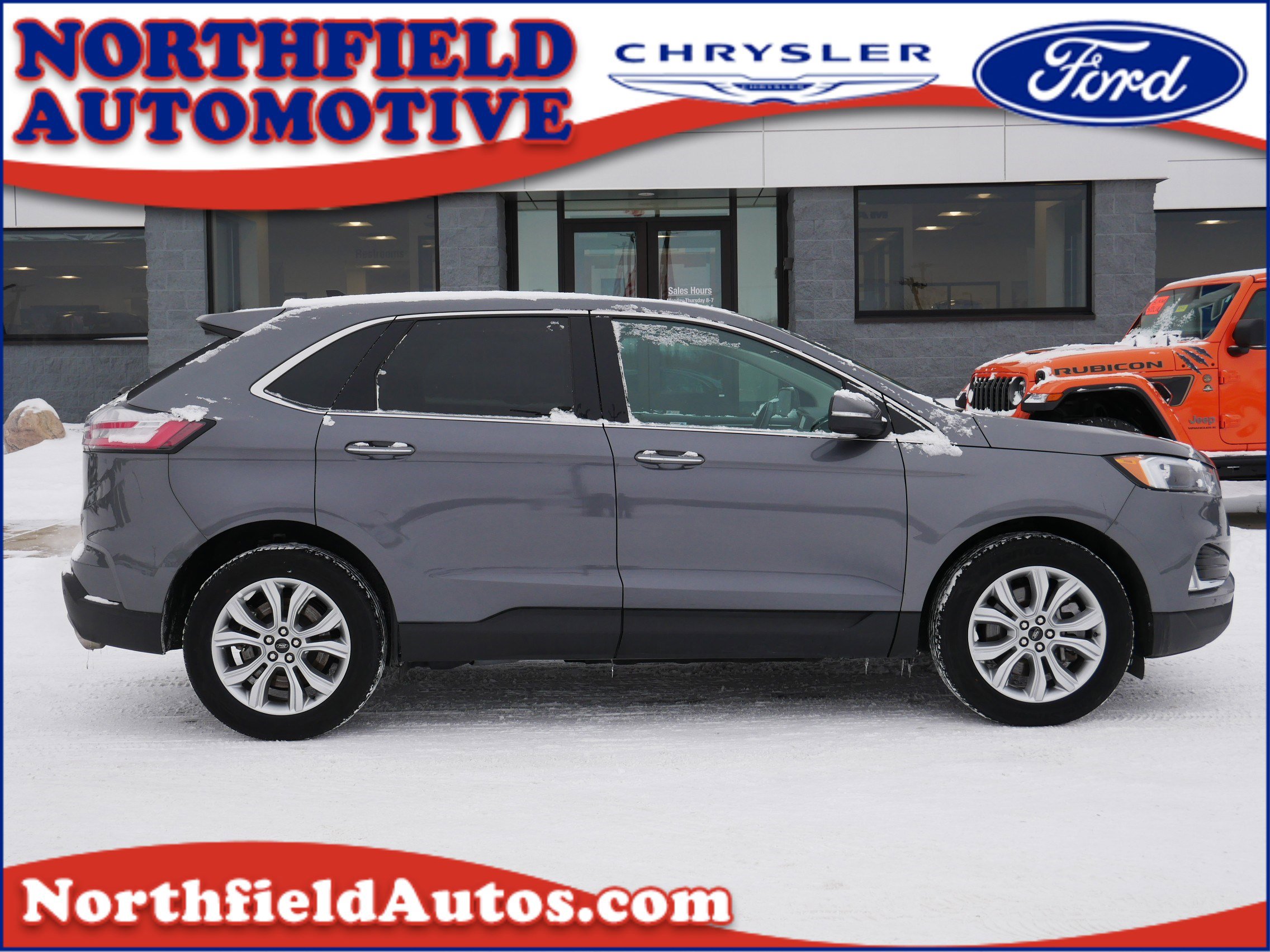 2024 Ford Edge Titanium's photo