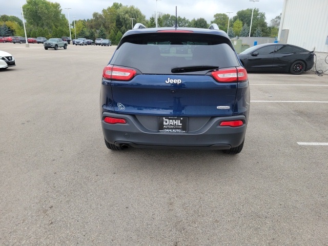 2018 Jeep Cherokee Latitude photo 14