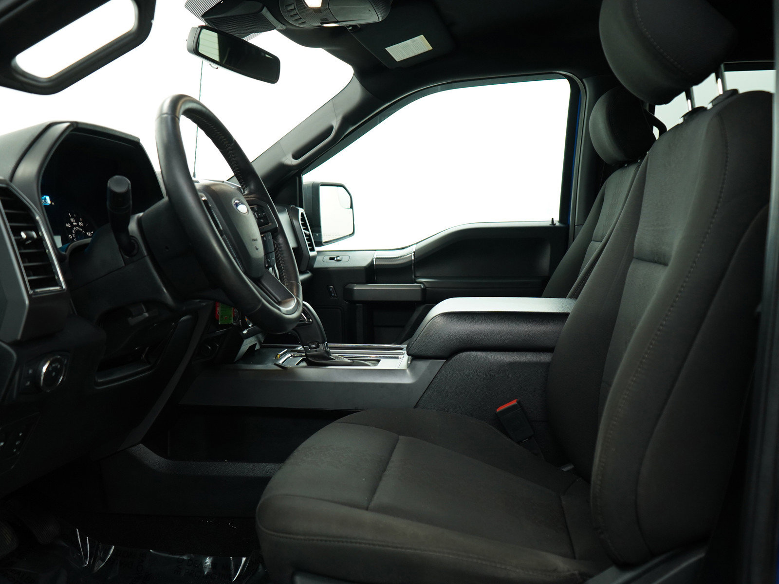 2019 Ford F-150 XLT photo 16