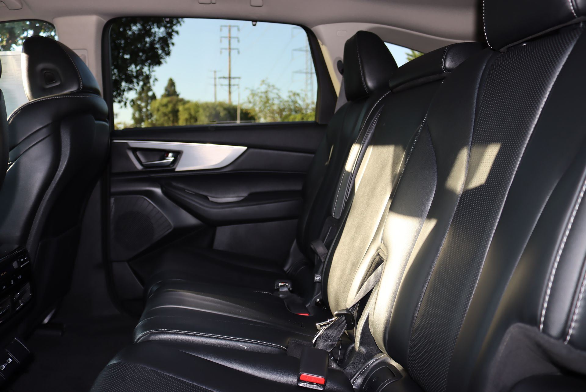2023 Acura MDX Technology SH-AWD photo 19