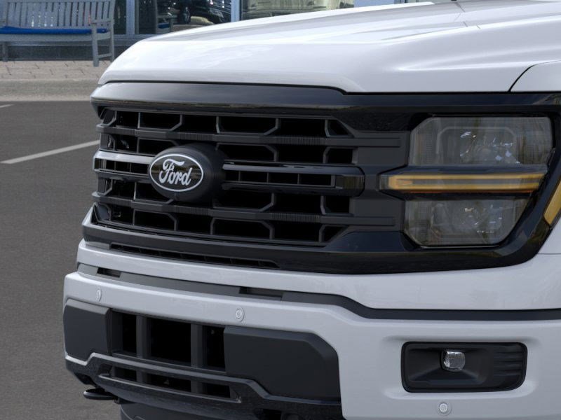 2025 Ford F-150 XLT photo 17
