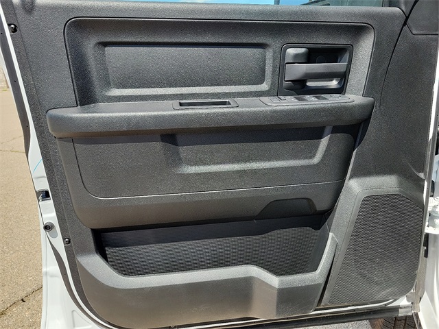 2026 Ram 3500 Tradesman photo 11