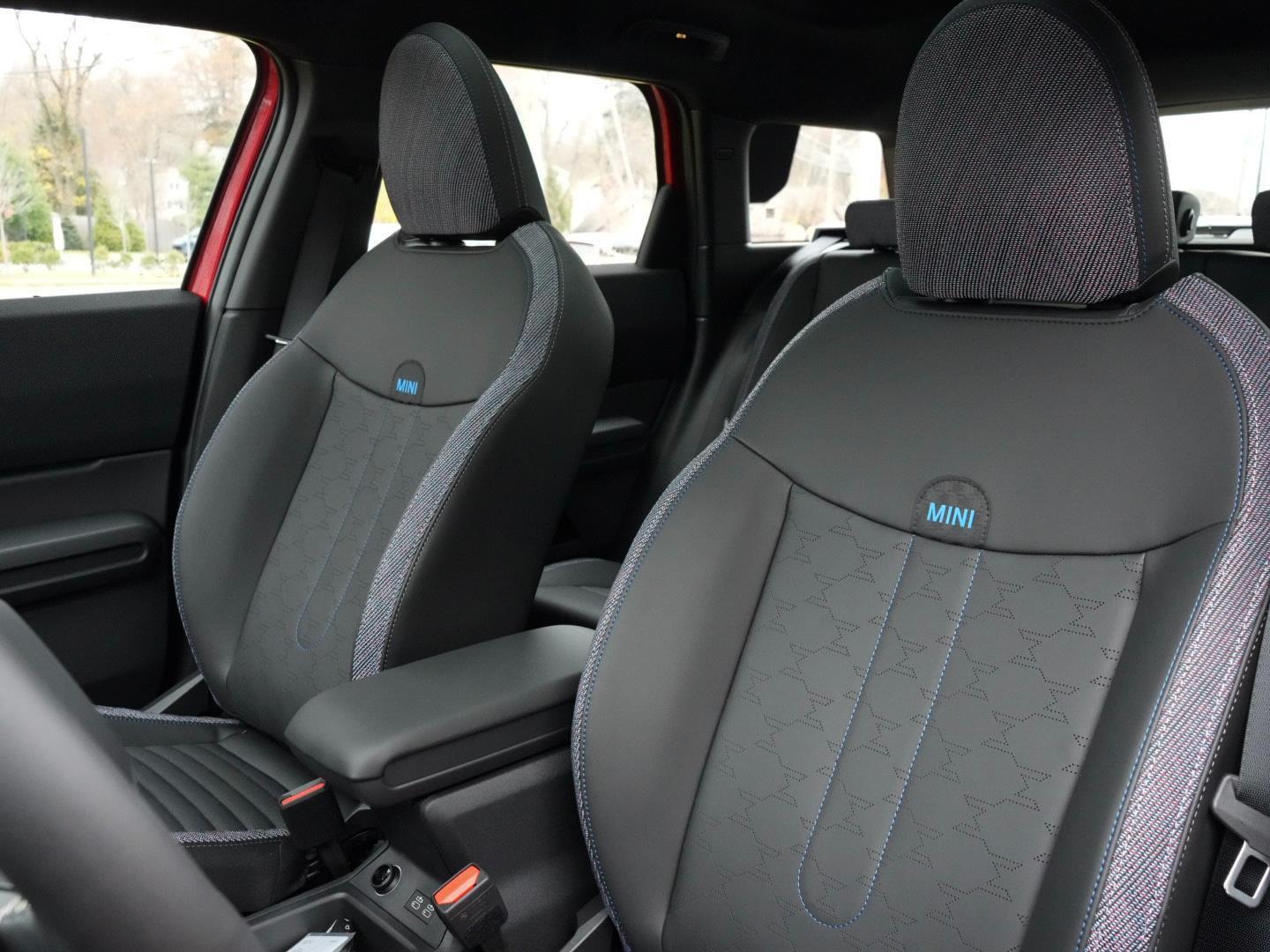 2026 Mini Countryman ALL4 Signature photo 3