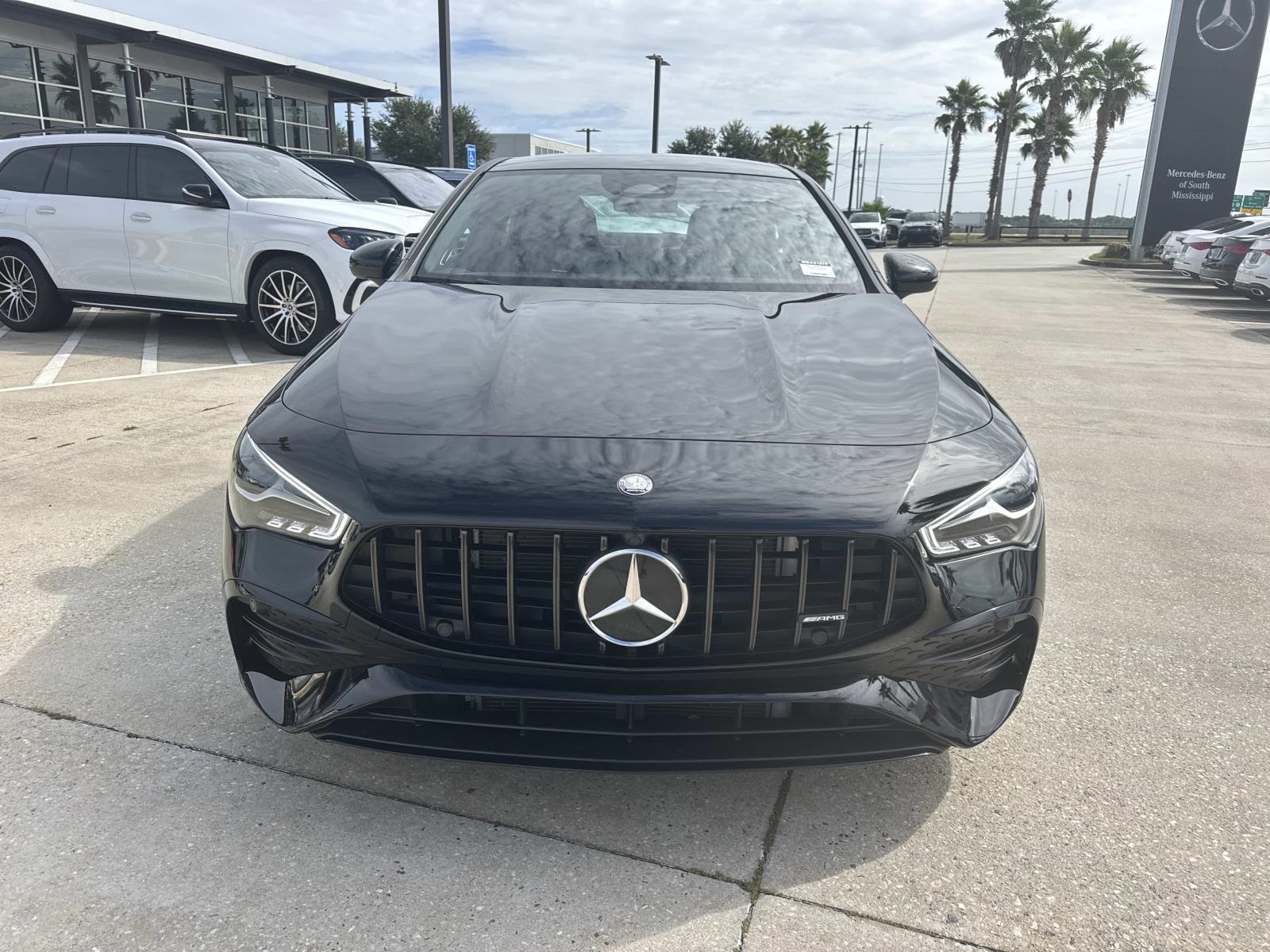 2025 Mercedes Benz CLA 35 AMG 4MATIC photo 2