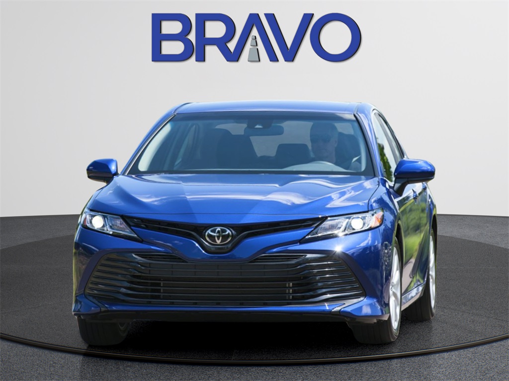 2019 Toyota Camry LE's photo