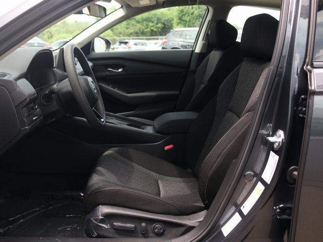 2025 Honda Accord 1.5T SE photo 6
