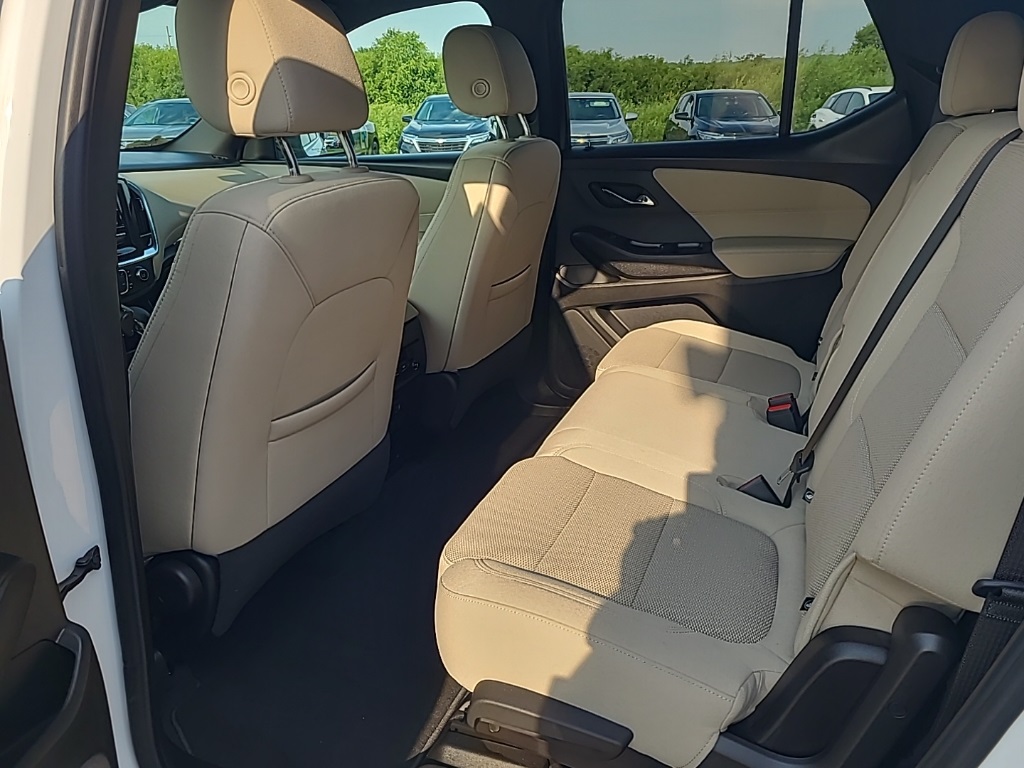 2022 Chevrolet Traverse LS photo 10
