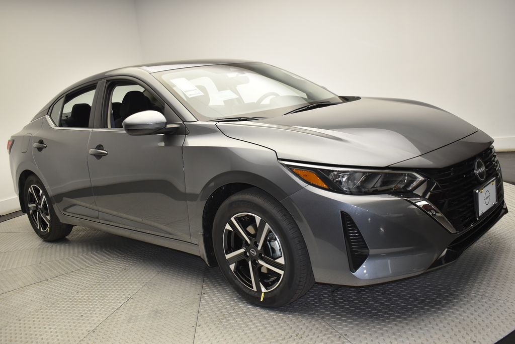 2025 Nissan Sentra SV photo 3