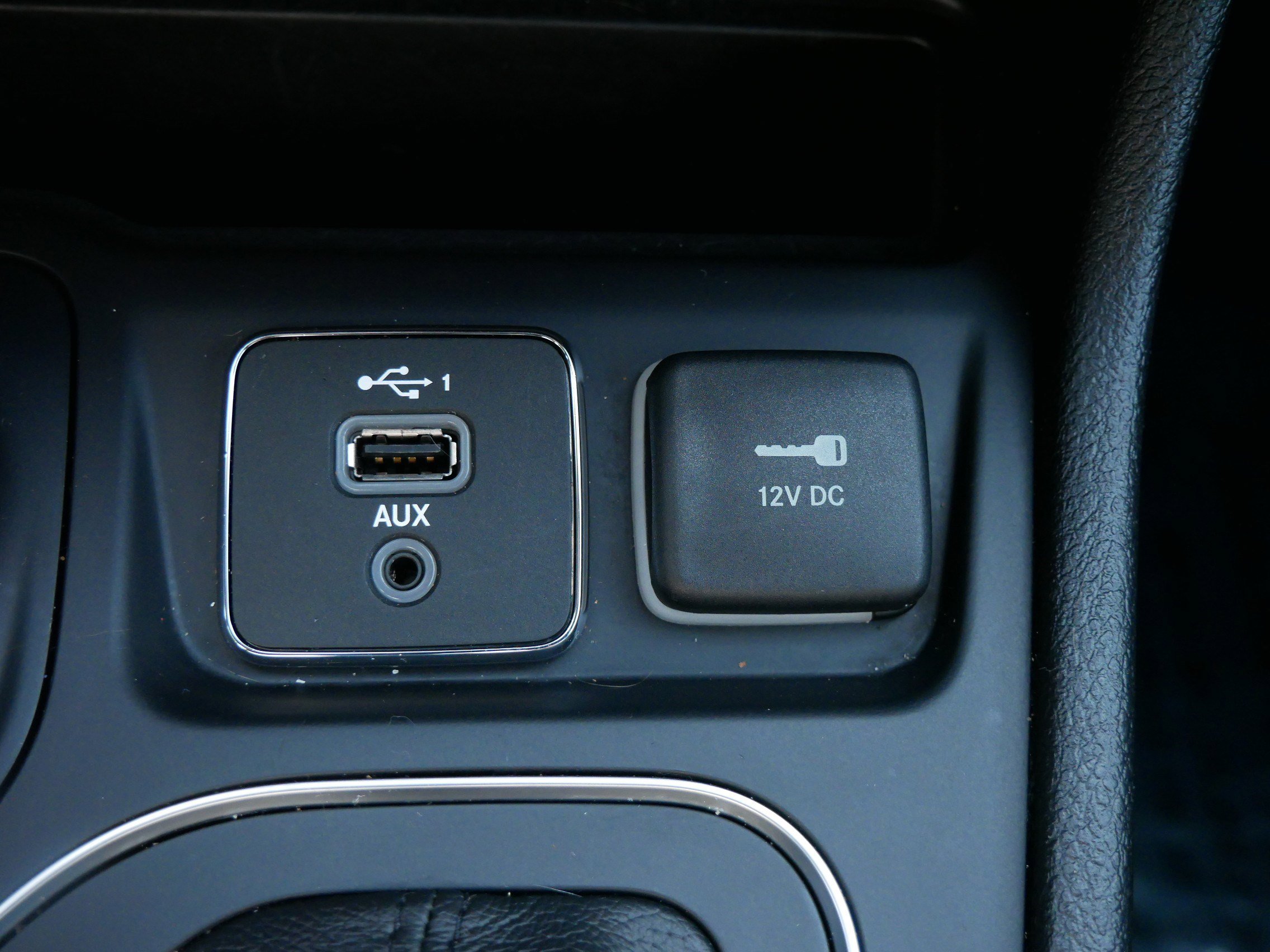 2021 Jeep Cherokee Altitude Latitude Lux photo 29