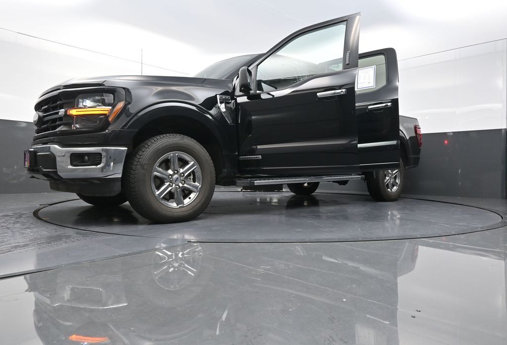 2024 Ford F-150 XLT photo 28