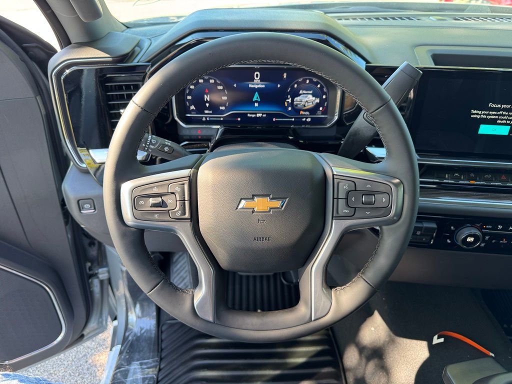 2025 Chevrolet Silverado 1500 LT photo 12