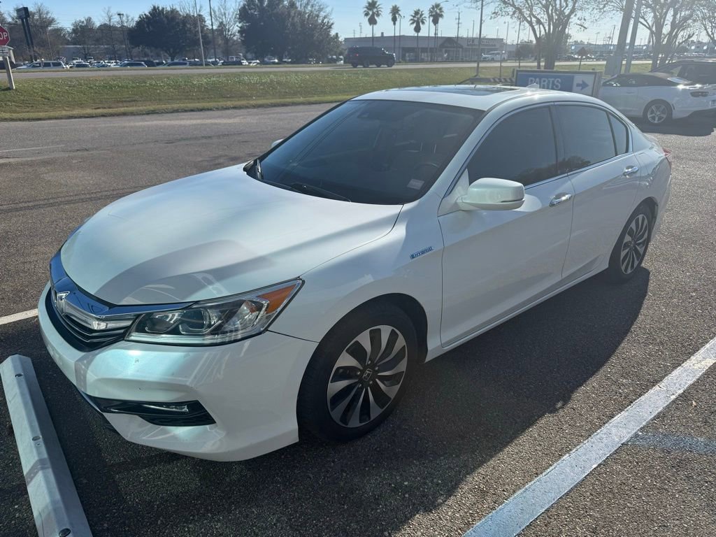 2017 Honda Accord Hybrid EX-L's photo