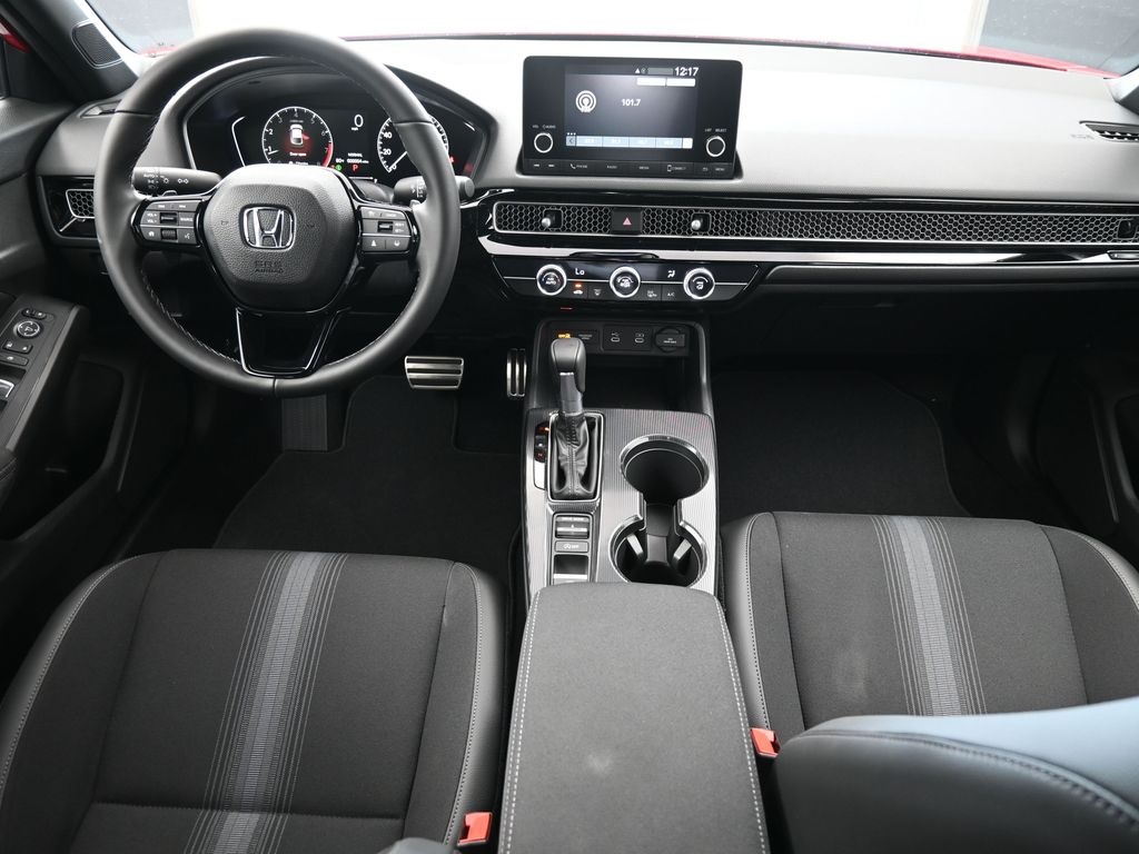 2025 Honda Civic Hatchback Sport photo 32