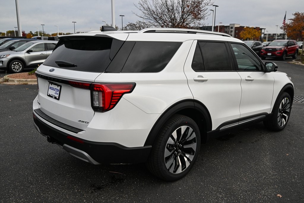 2026 Ford Explorer Platinum photo 4