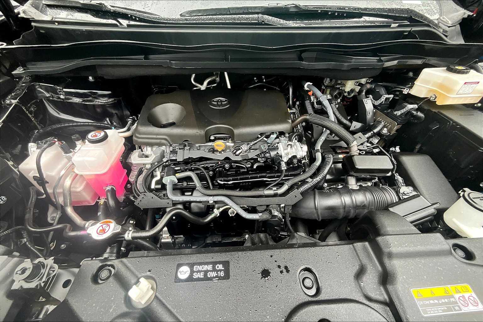 2024 Toyota Sienna XLE photo 31