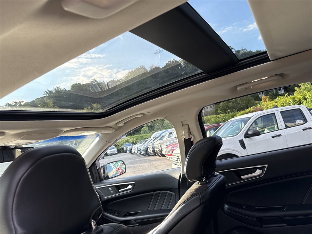 2018 Ford Edge Sport photo 15