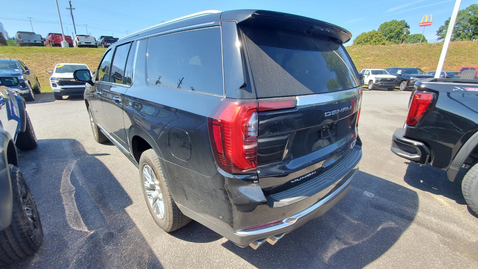 2025 Gmc Yukon XL Denali photo 9