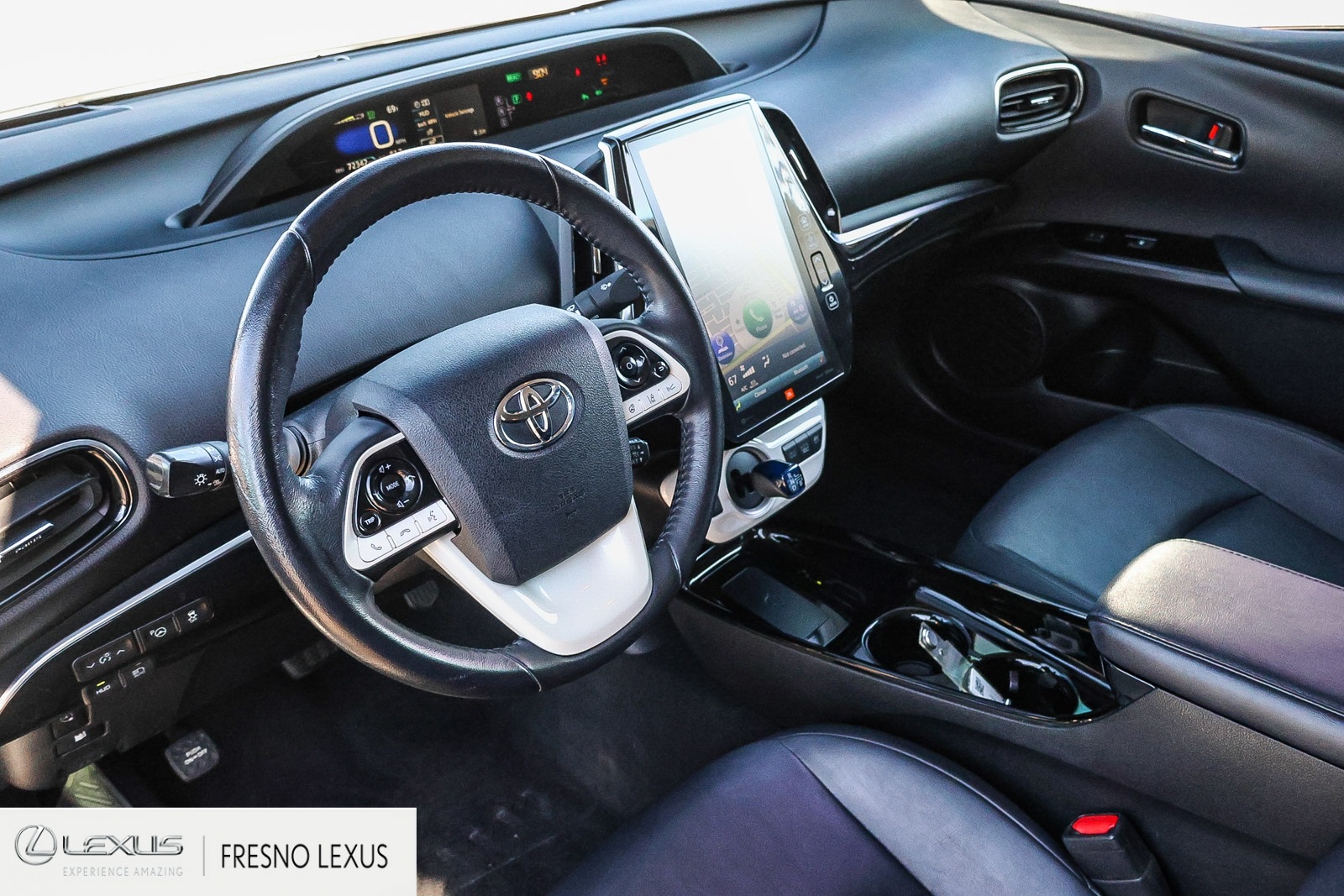 2018 Toyota Prius Prime Advanced photo 17