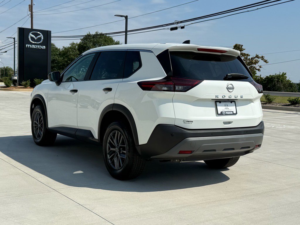 2023 Nissan Rogue S photo 4