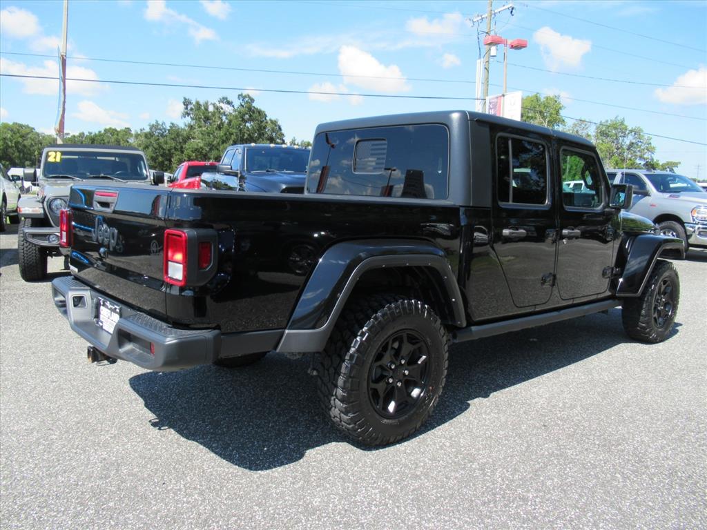 2023 Jeep Gladiator Willys photo 7