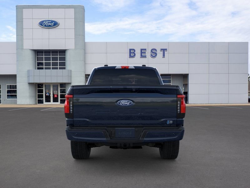2025 Ford F-150 Lightning photo 4