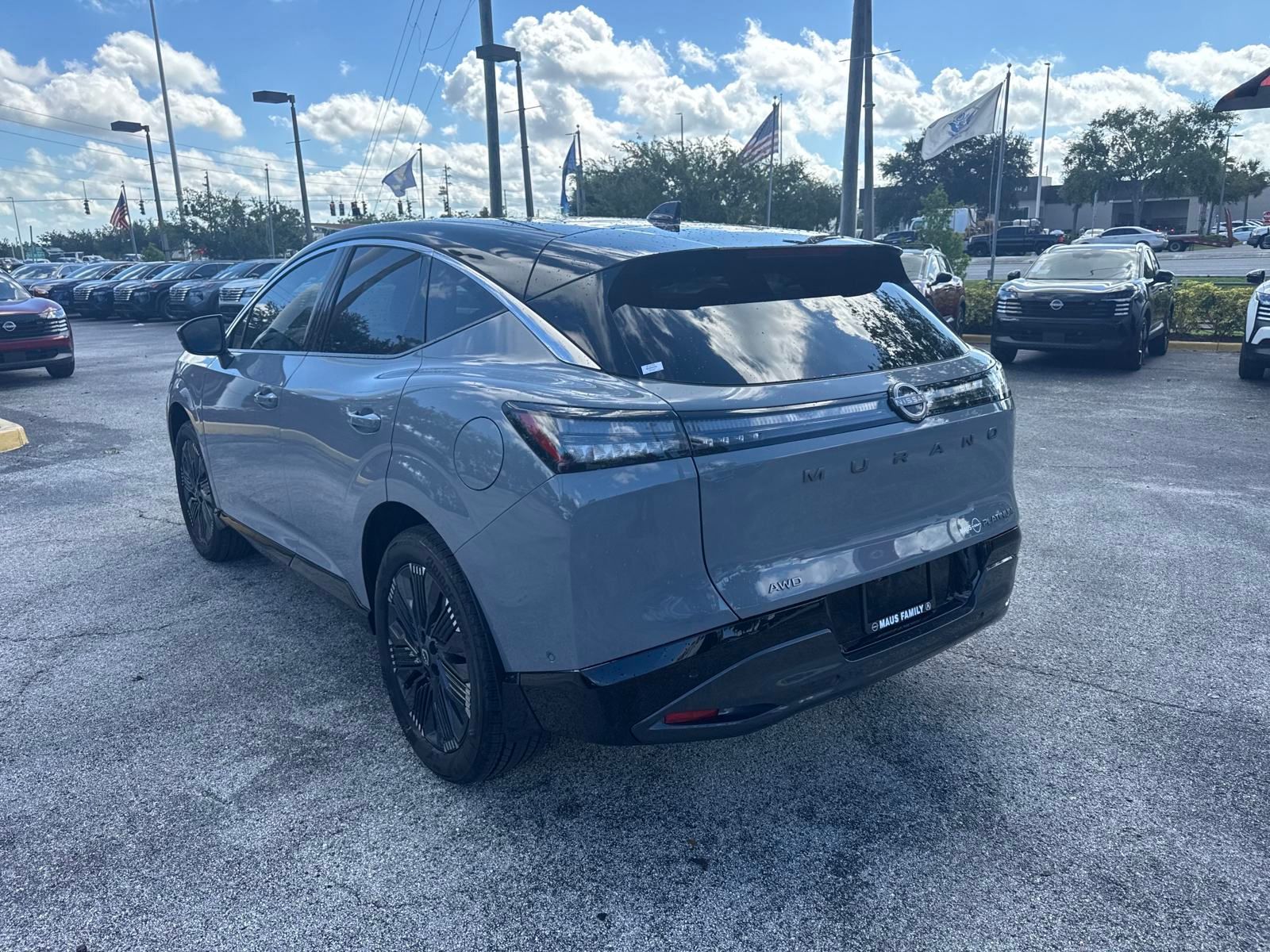 2025 Nissan Murano Platinum photo 9