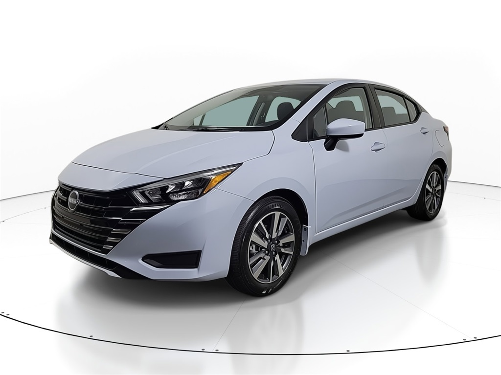 2025 Nissan Versa 1.6 SV photo 3