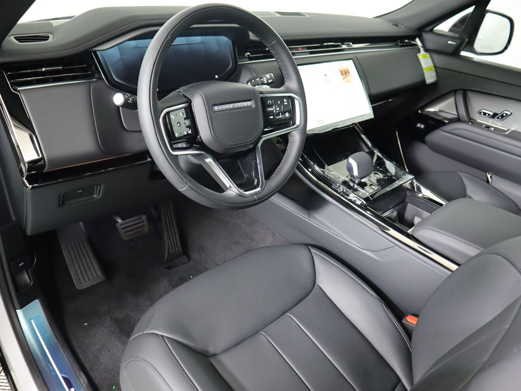 2025 Land Rover Range Rover Sport SE photo 8