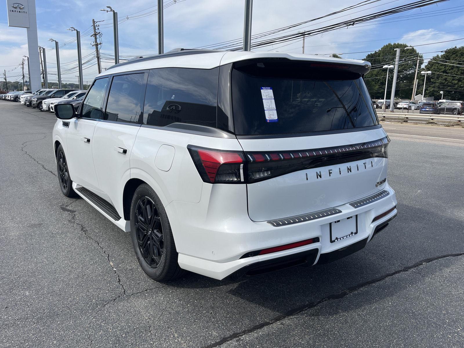 2026 Infiniti QX80 Sensory photo 5