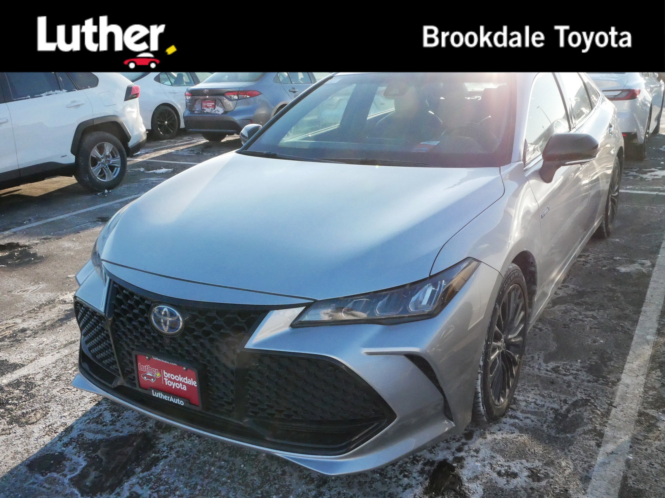 2021 Toyota Avalon XSE's photo