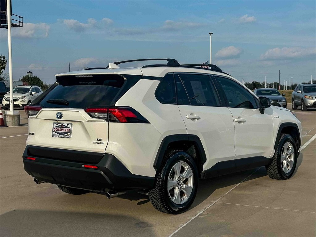 2019 Toyota RAV4 Hybrid LE photo 2