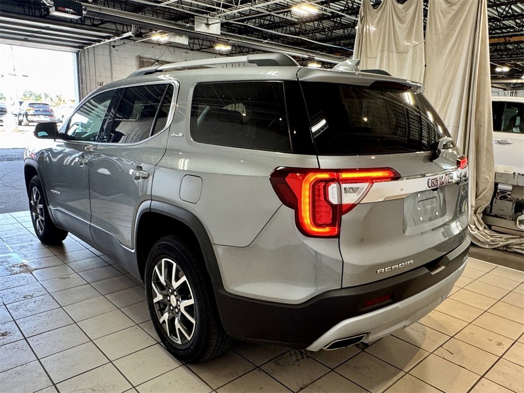 2023 Gmc Acadia SLE photo 4