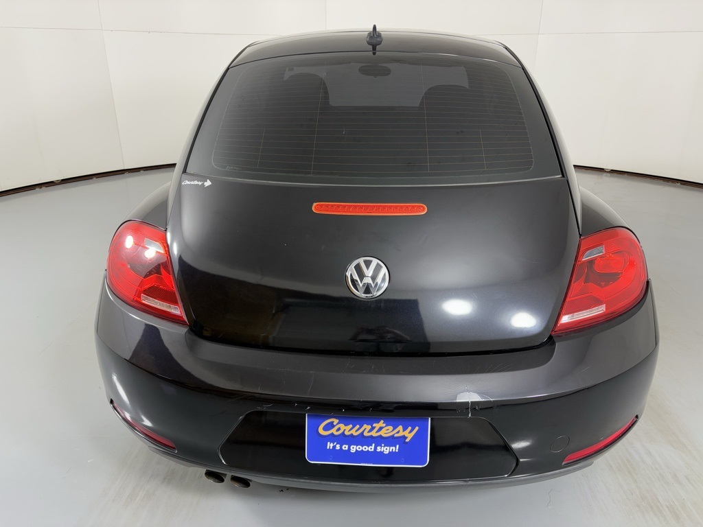 2013 Volkswagen Beetle 2.5L photo 3