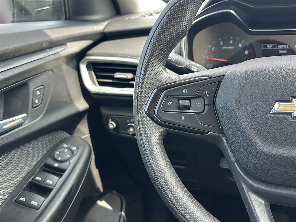 2023 Chevrolet Trailblazer LT photo 4