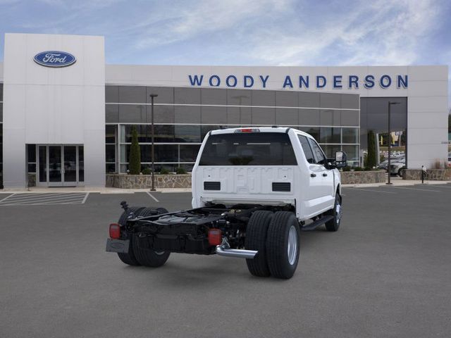 2026 Ford F-350 photo 8