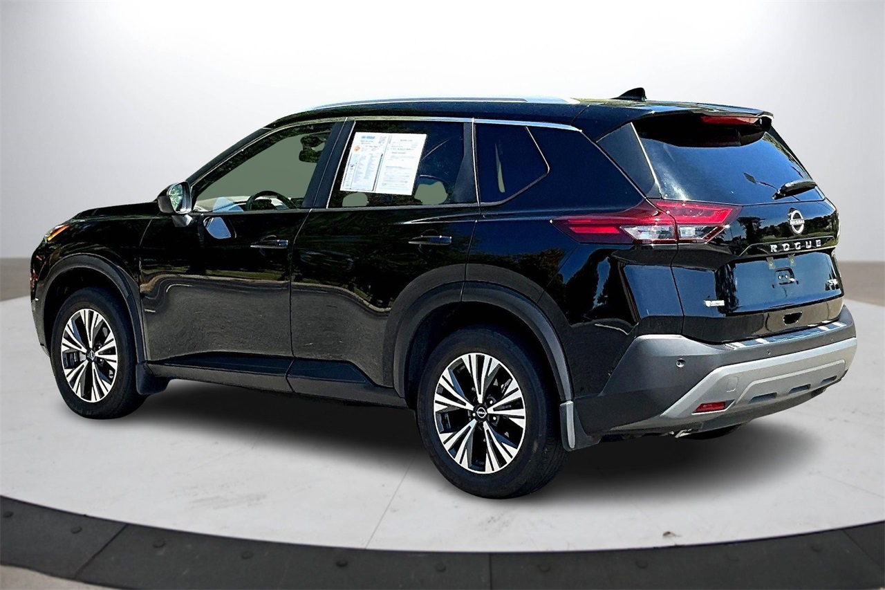2023 Nissan Rogue SV photo 6