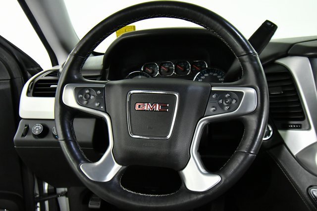 2018 Gmc Yukon SLT photo 2