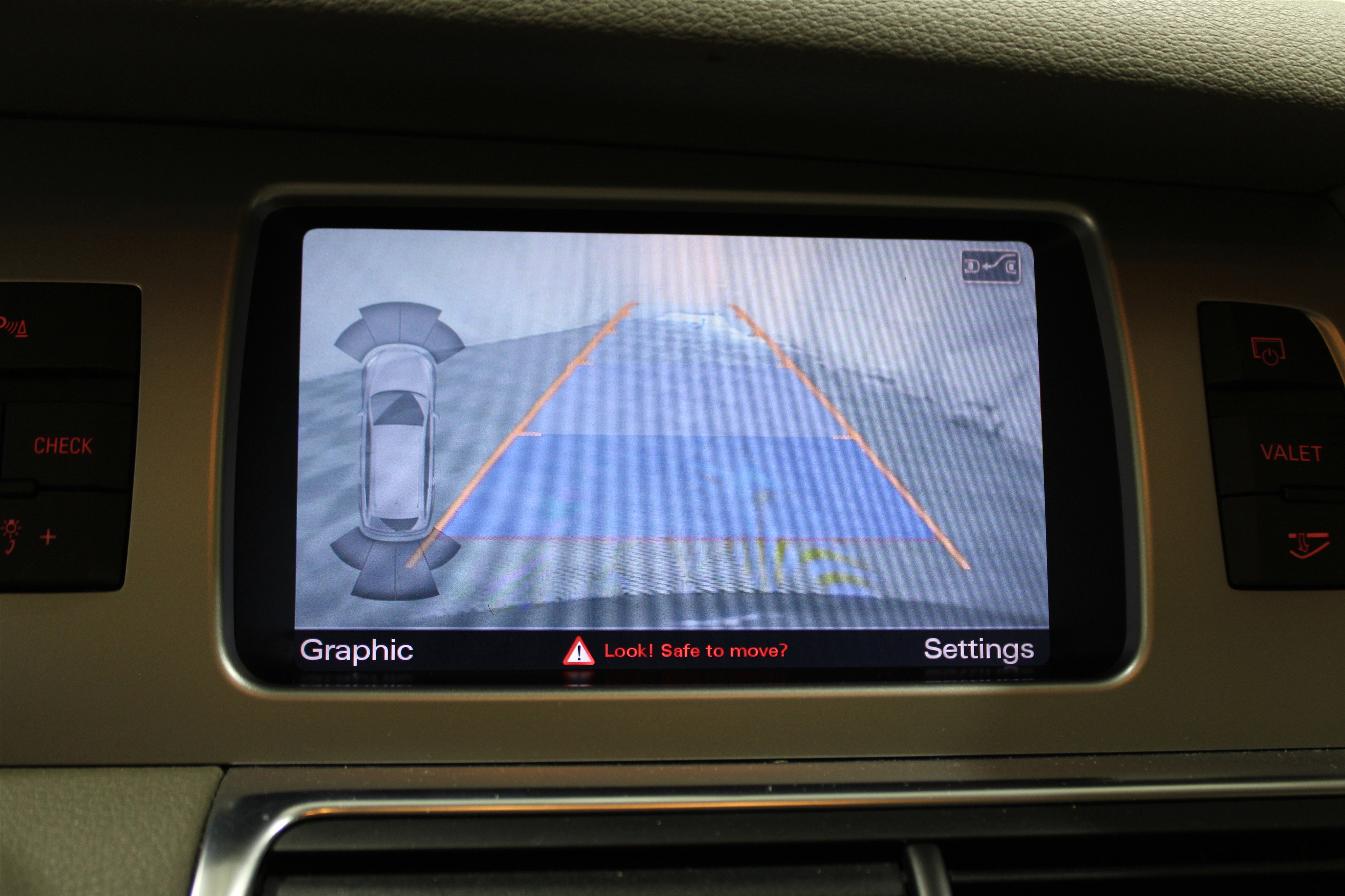 2012 Audi Q7 3.0T Premium Plus photo 8