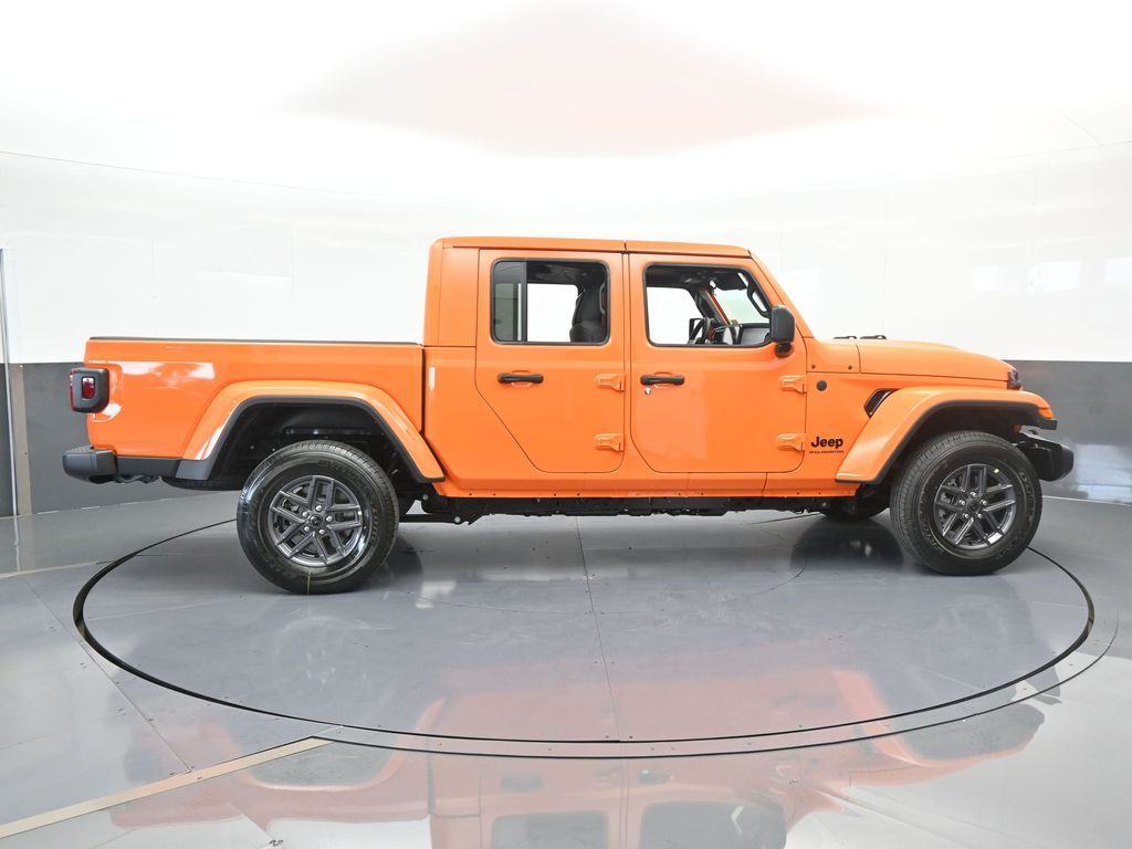 2025 Jeep Gladiator Sport S photo 7