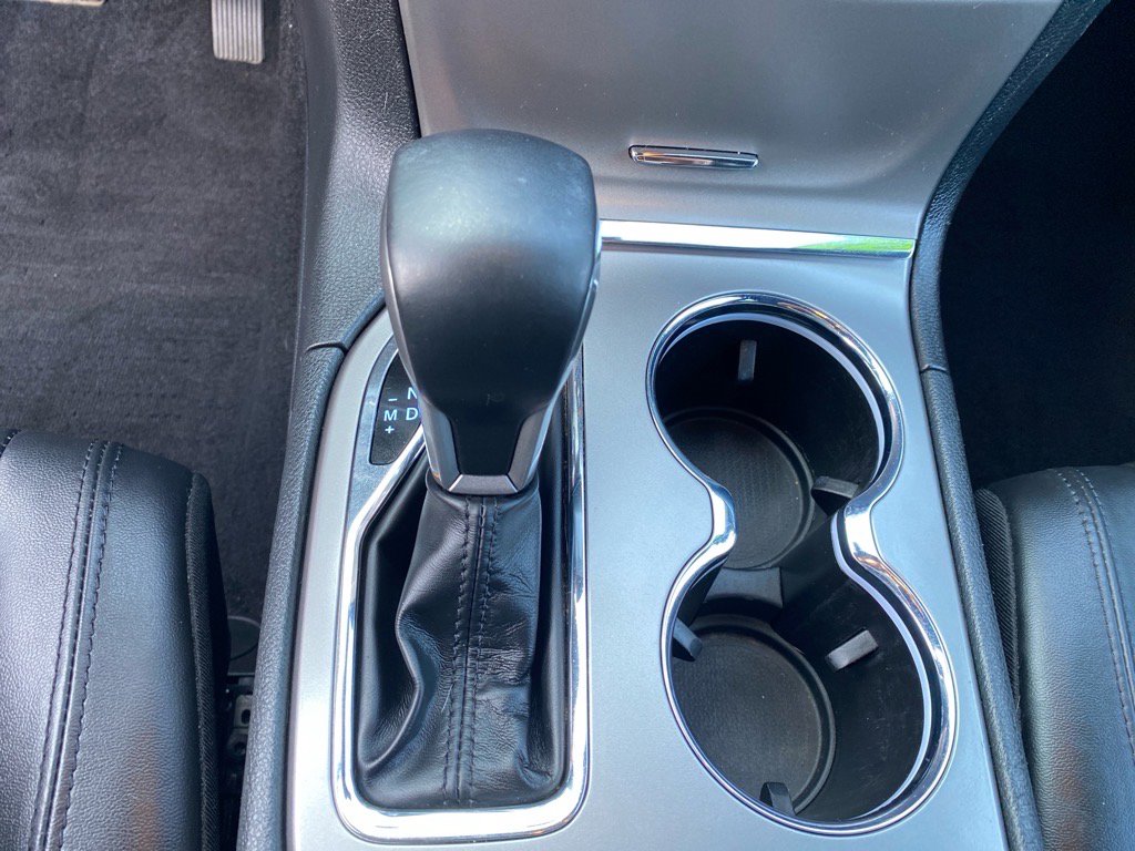 2022 Jeep Cherokee Limited photo 12